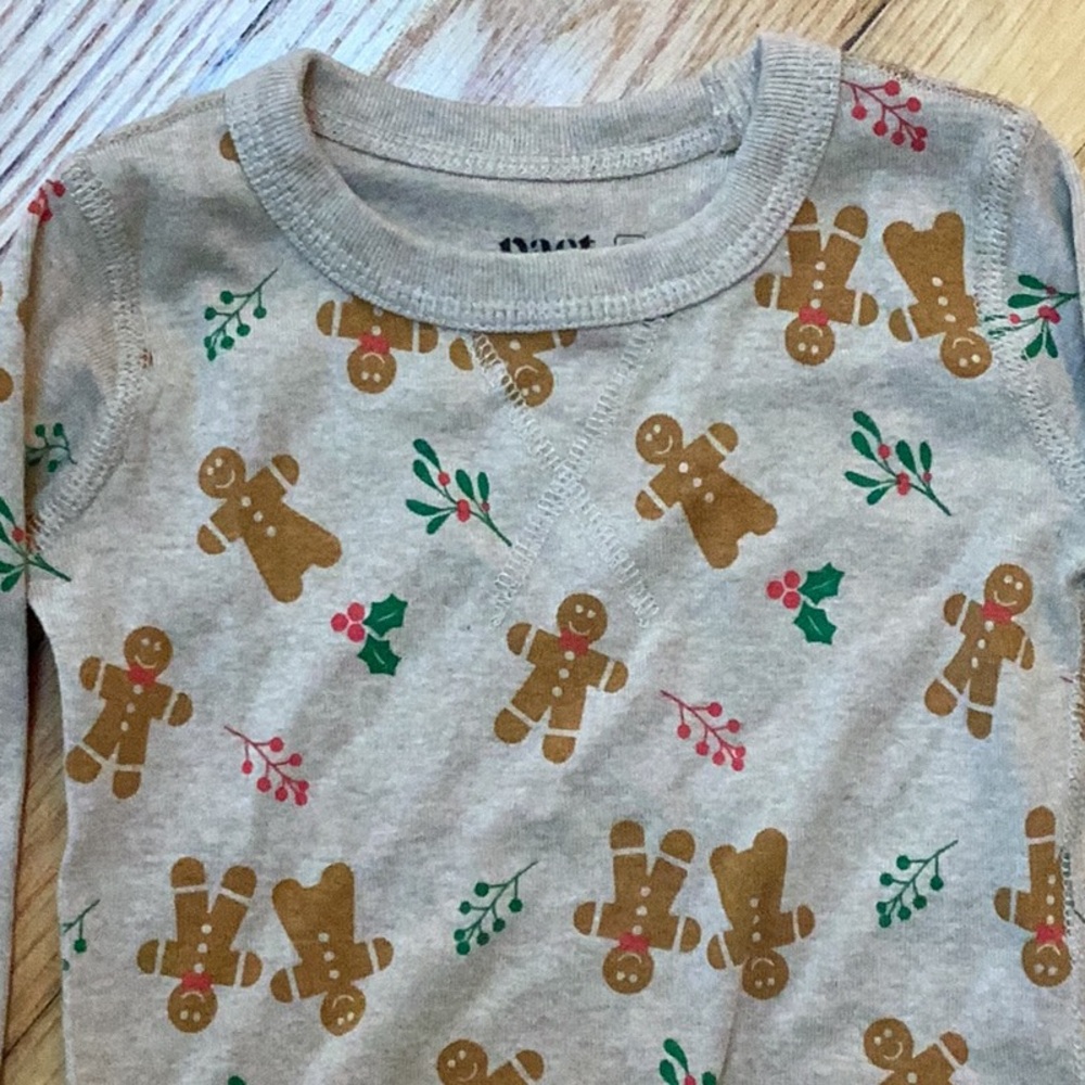 PACT organic cotton gingerbread pajama set size 2t - Picture 3 of 8